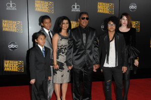 Jermaine Jackson at the 2009 American Music Awards Arrivals, Nokia Theater, Los Angeles, CA. 11-22-09