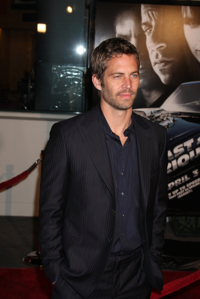 Paul Walker arriving at the Fast & Furious Premiere at the Universal Ampitheater in Los Angeles , CA on March 12, 2009 ©2009 Kathy Hutchins / Hutchins Photo